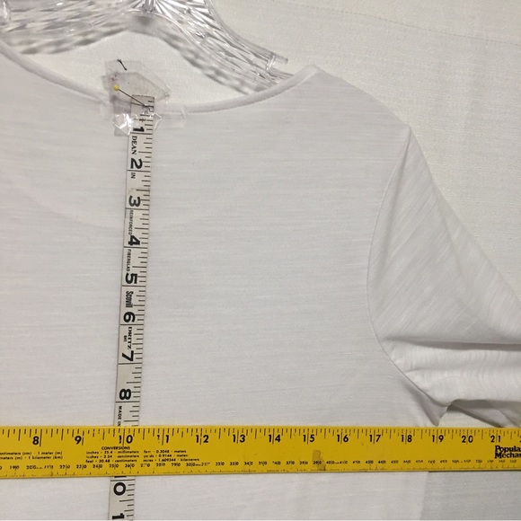 Angels Forever Young Twist front white top 3/4 sleeves scoop neck Med EUC - Picture 3 of 8